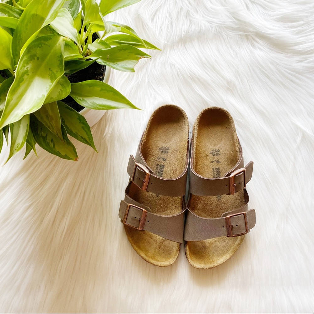 - SOLD - Birkenstock Arizona Sandals